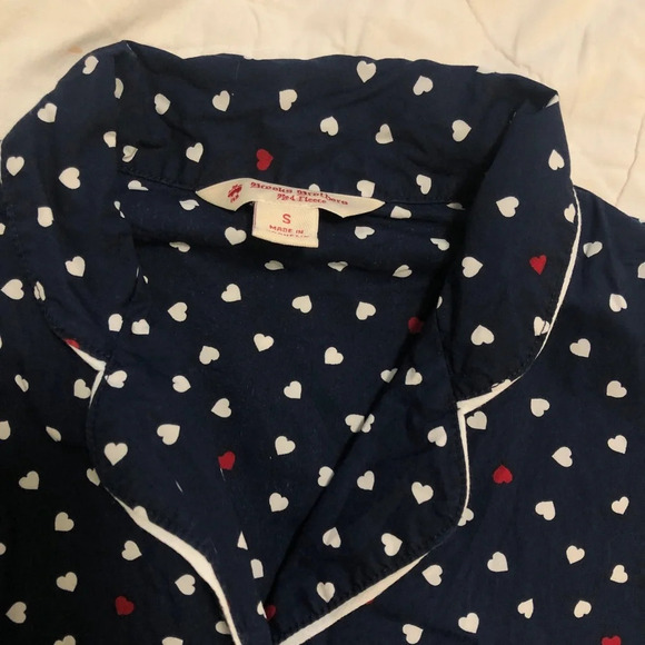 3/$25 ❥ Brooks Brothers Red Fleece Navy Blue Heart Polka Dot Short Sleeve Top - Picture 7 of 7